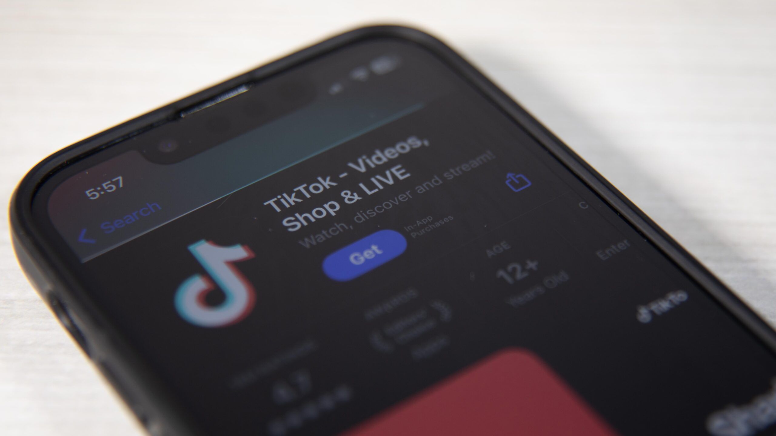 Navigating Social Media: How Cannabis Brands Market Amid Platform Restrictions